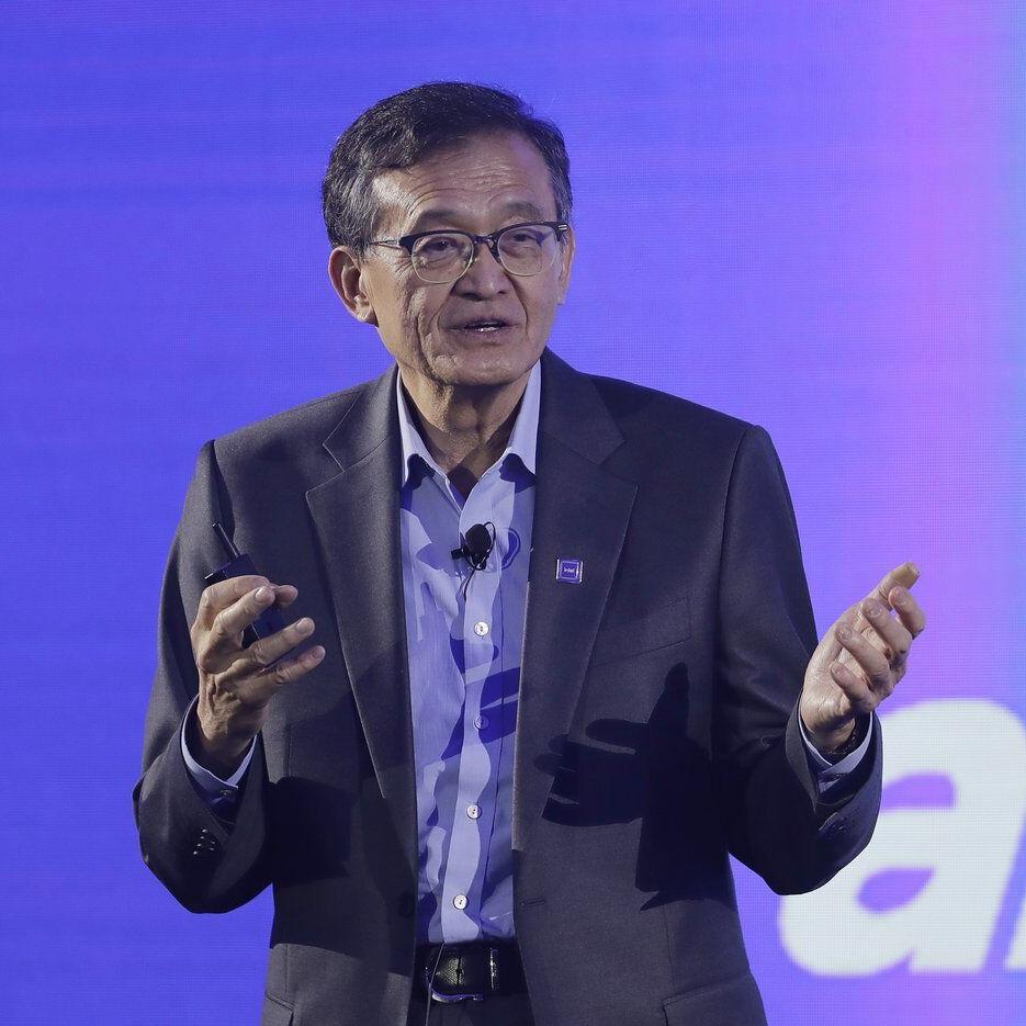 Trump says Intel CEO has an 'amazing story' days after calling for his resignation